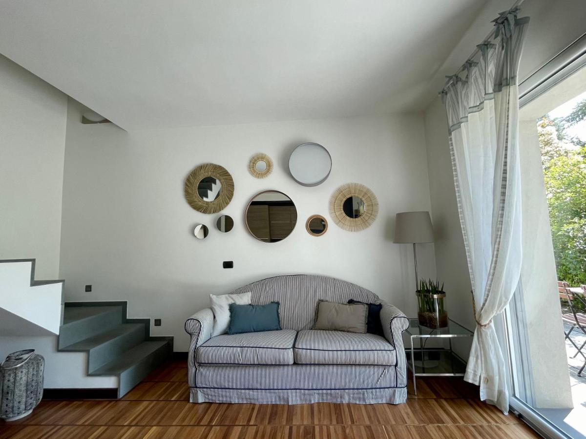 My Humble House -Appartamento In Villa Con Vista Lago Oggiono 外观 照片